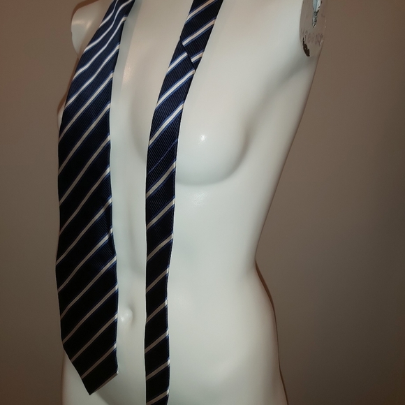 Donald Trump Signature Collection - Picture 1 of 6